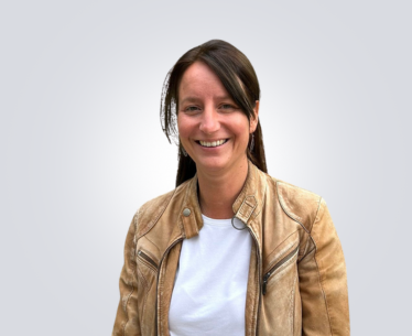 Dr. Eva Szüsz-