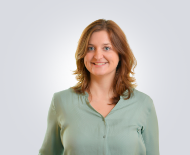 Mag. Julia Montana-
